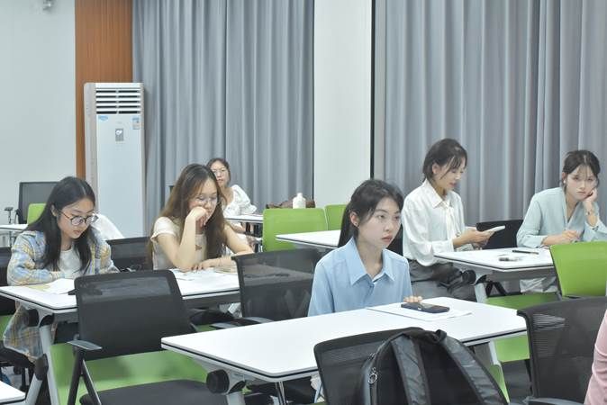 图示, 示意图
中度可信度描述已自动生成:ver1