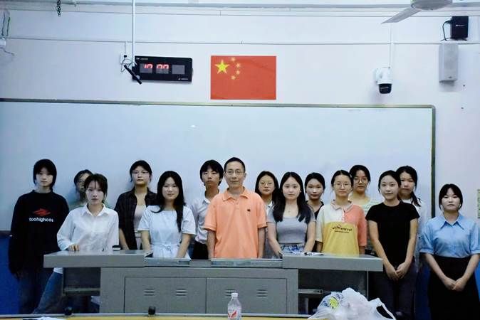 图示, 示意图
中度可信度描述已自动生成:ver1